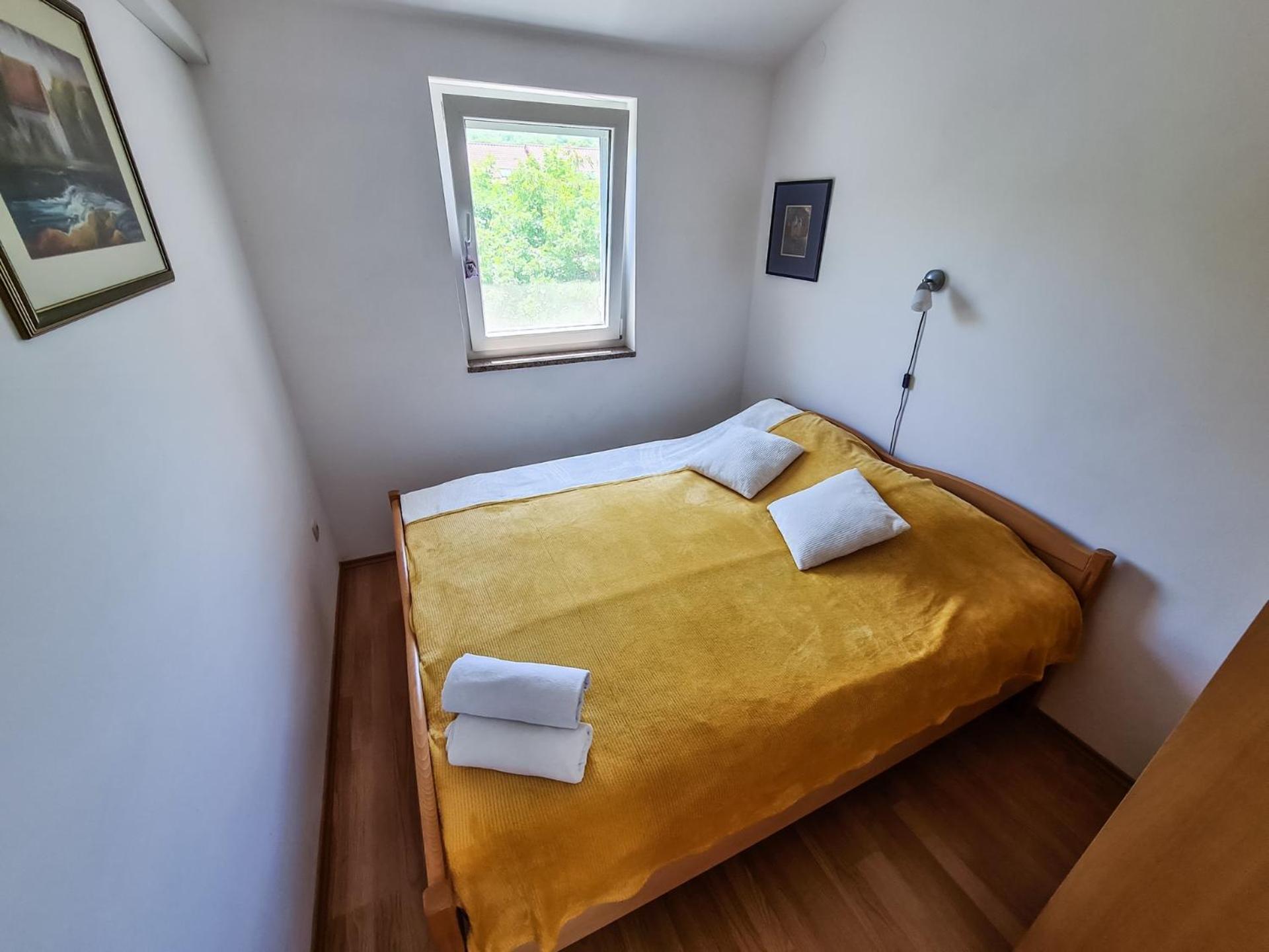 Apartment Hrastov سولين المظهر الخارجي الصورة